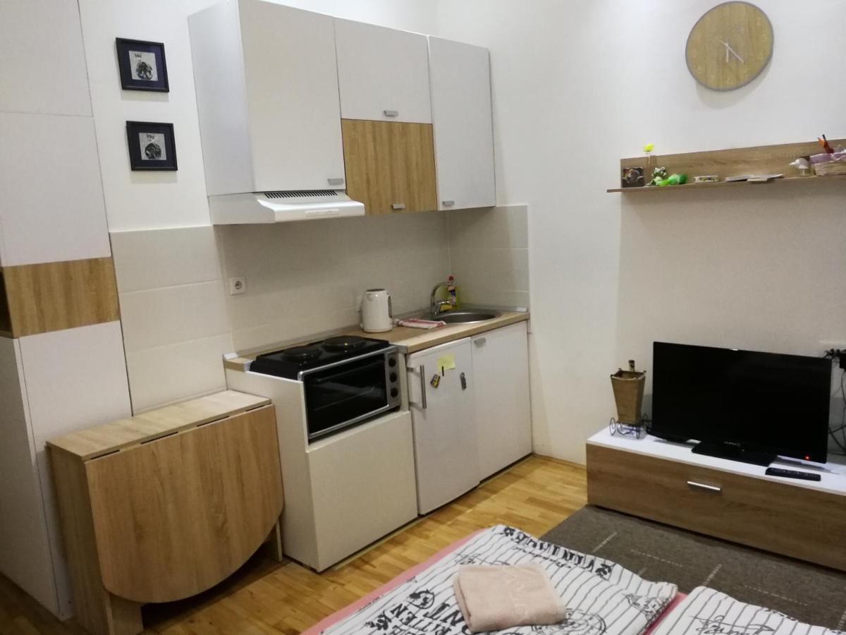 Imperia Apartments Belgrado Quarto foto